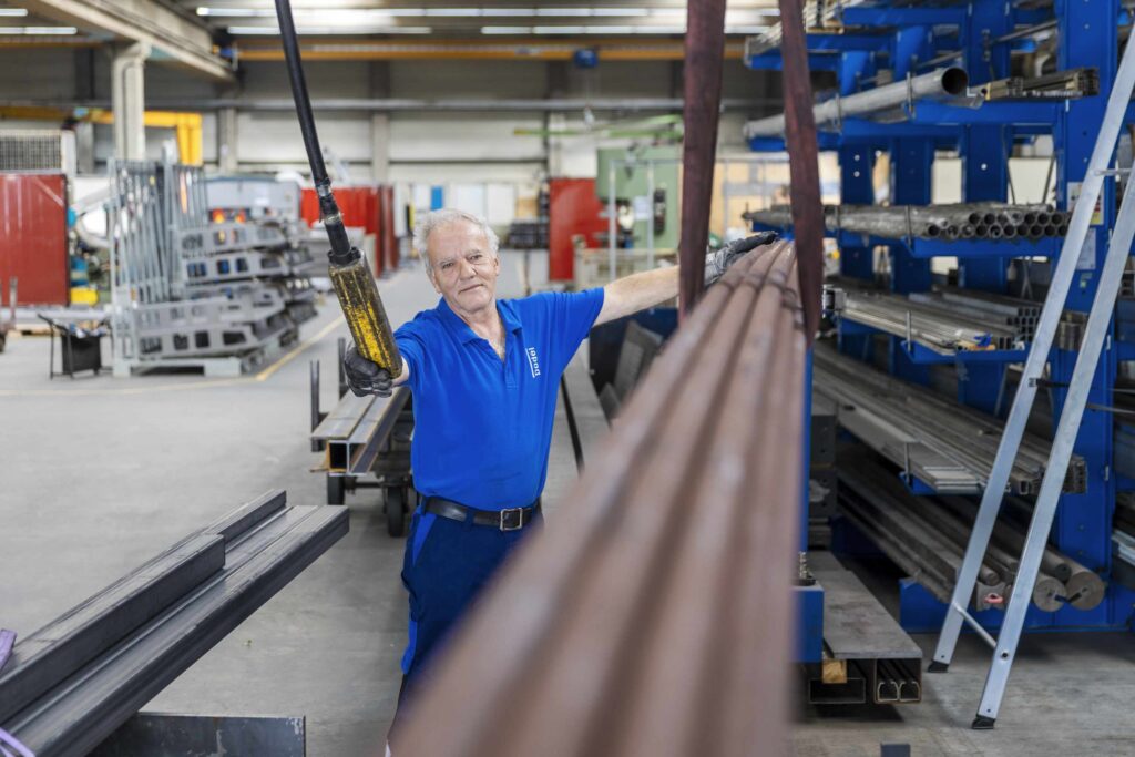 Produktion halle stahlarbeiter